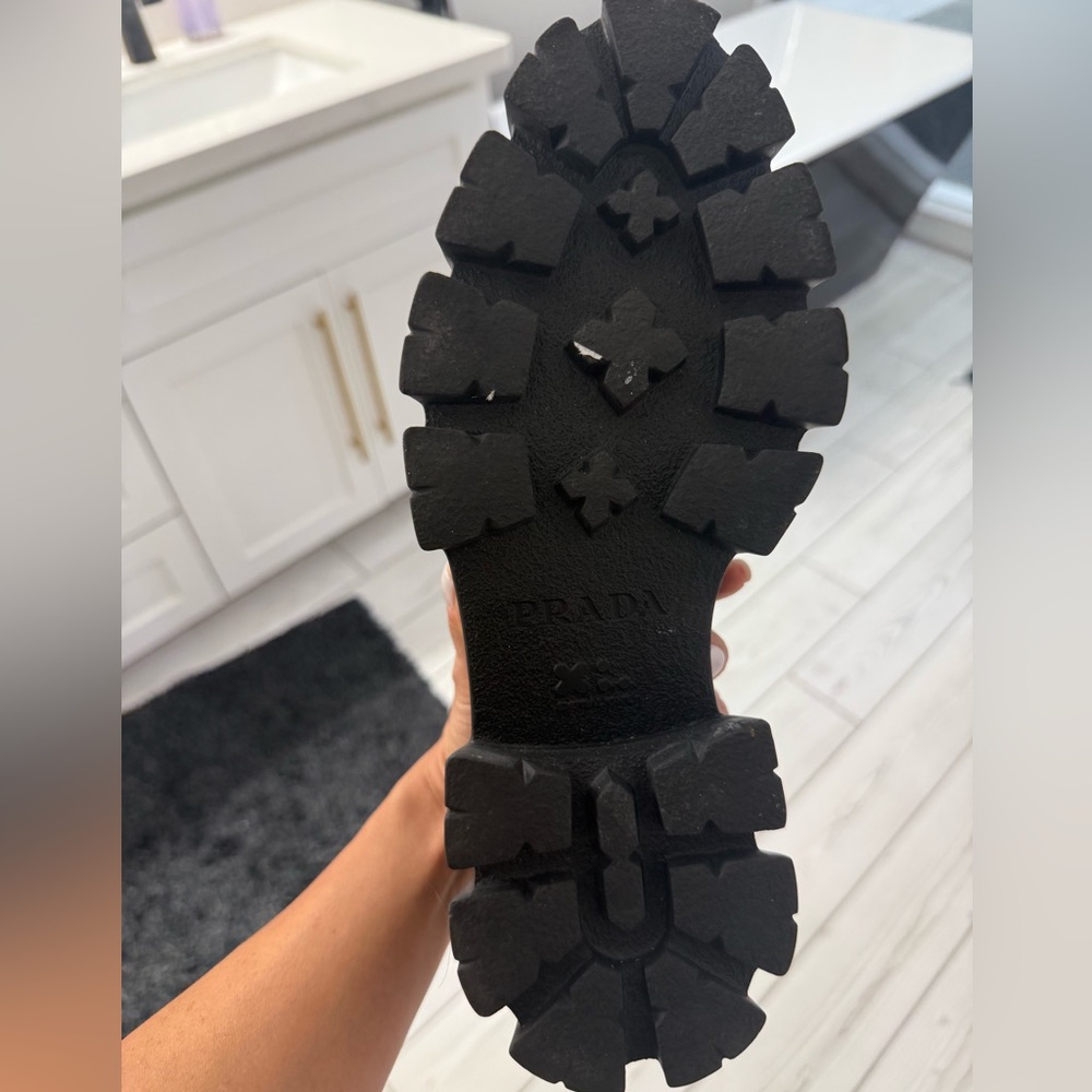 Prada Monolith Pointy women shoes - Picture 11 of 11